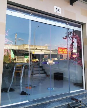 Cửa Kính cường lực Quý Đại Phát